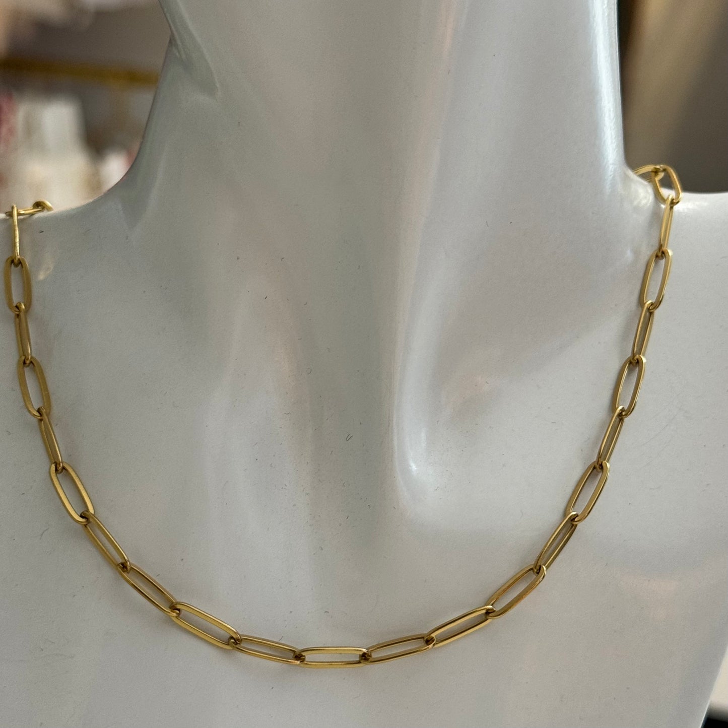 Cross Chain Necklace Gold