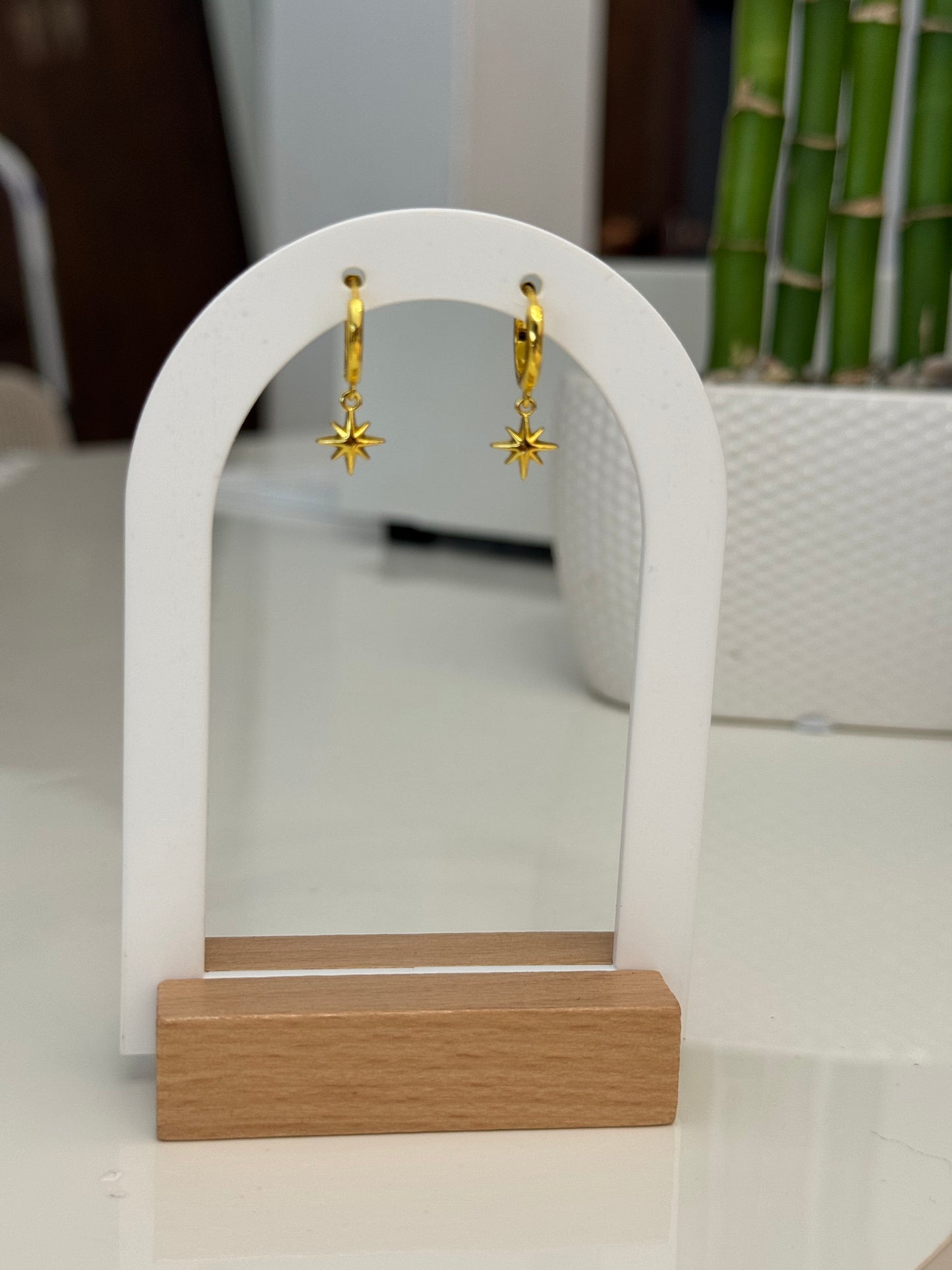Golden North Star Hoops
