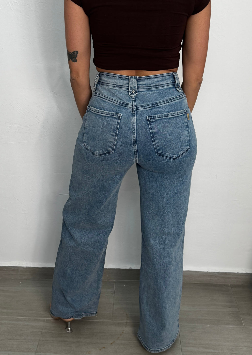 Essential Jeans