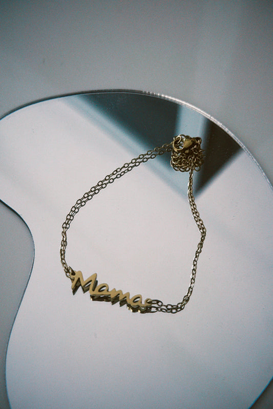 Mamá Bracelets