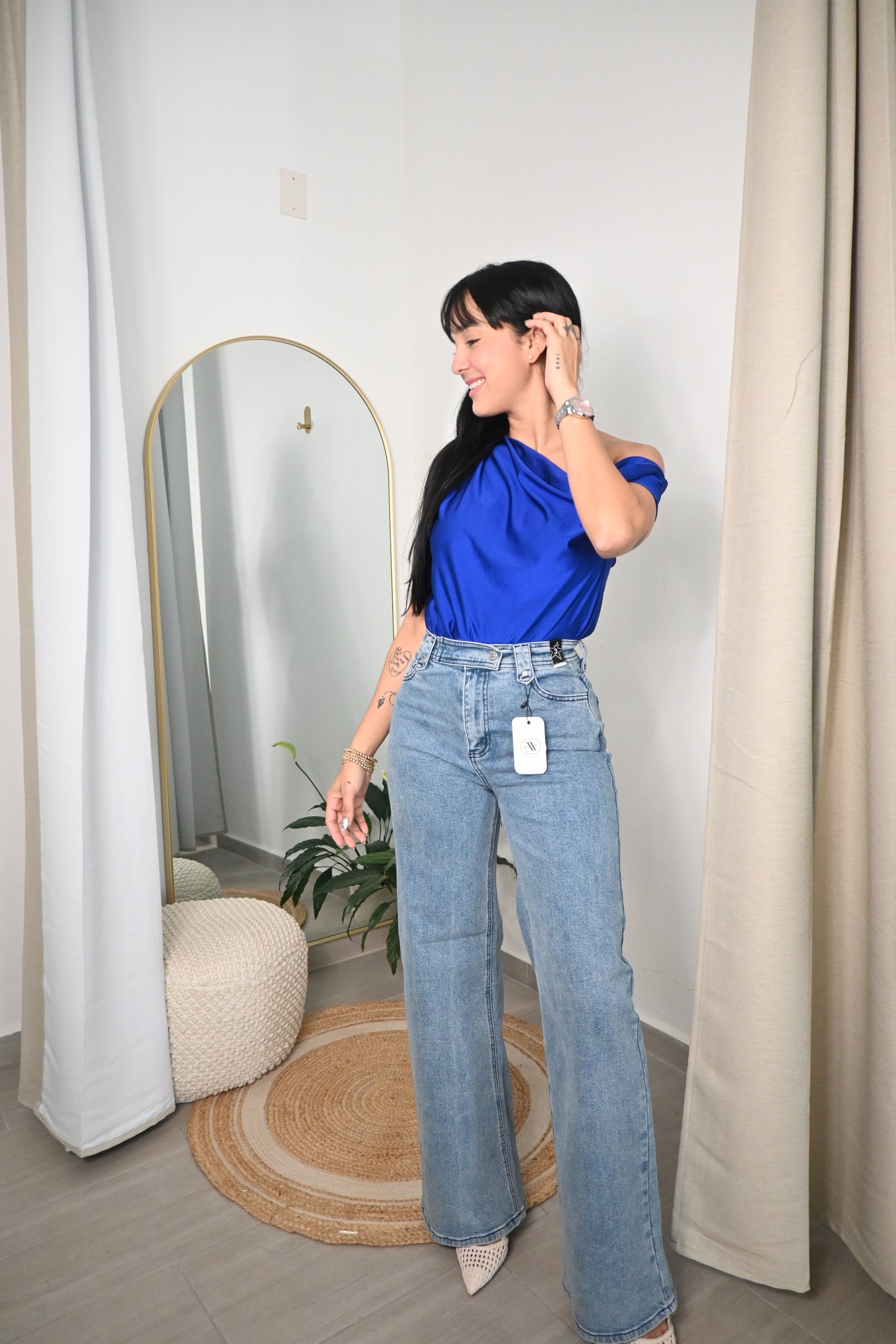 Essential Jeans