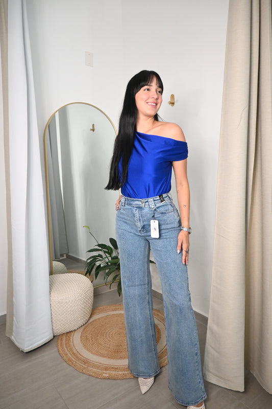 Essential Jeans
