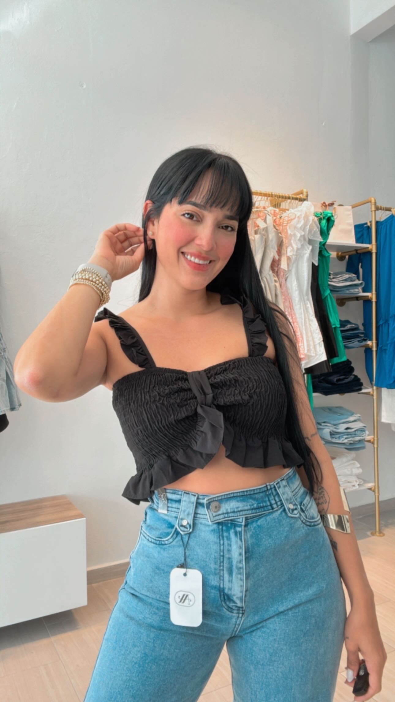 Vicky Black Top