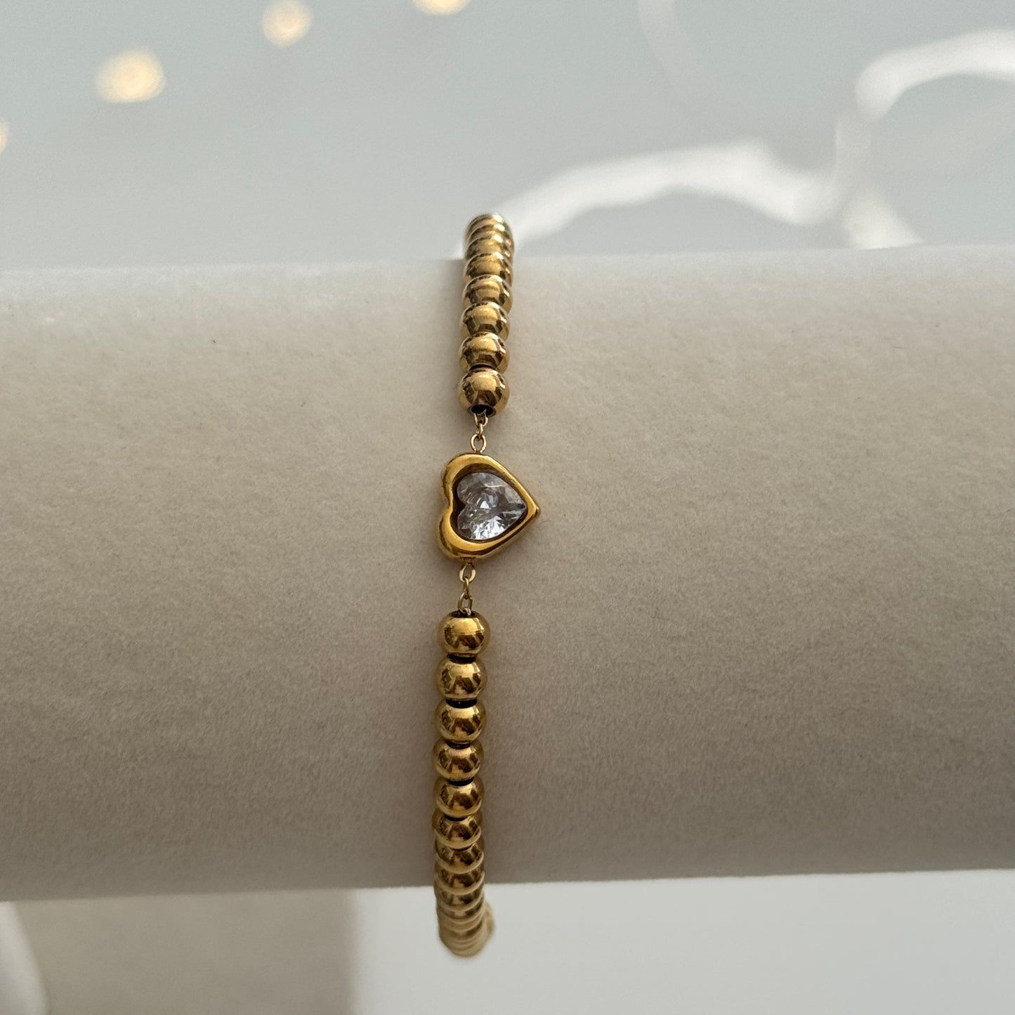 Heart Stone Bracelet Gold
